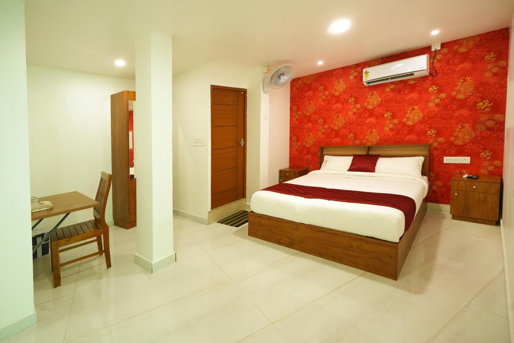 Hotel Amsher Suit Lulu Mall Road Kochi Exterior foto