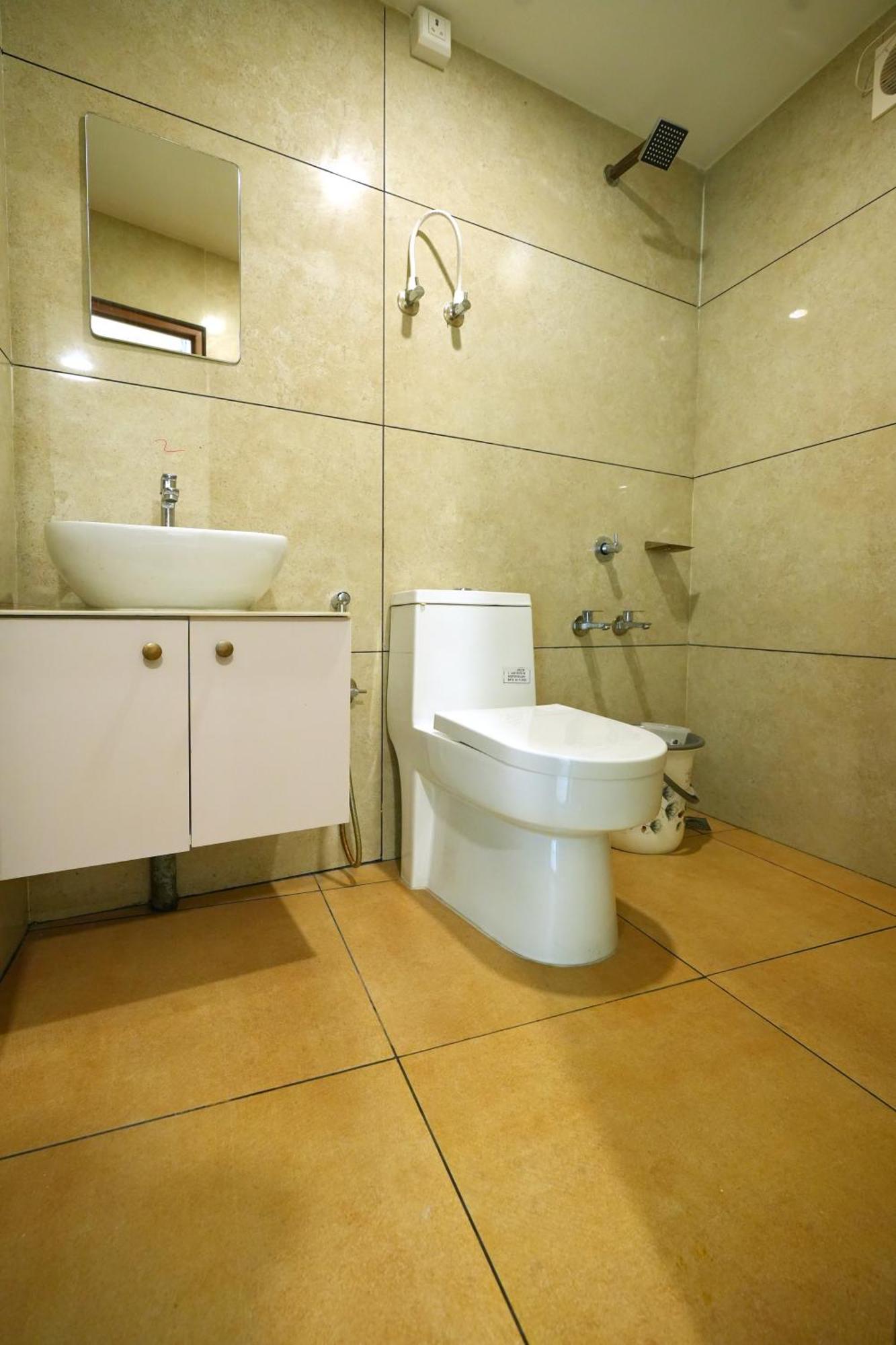 Hotel Amsher Suit Lulu Mall Road Kochi Exterior foto